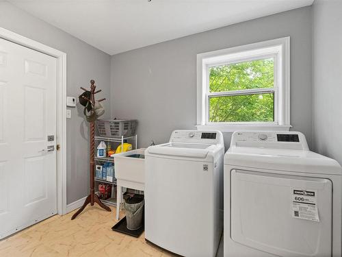 60 Blue Forest Lane, Hammonds Plains, NS 