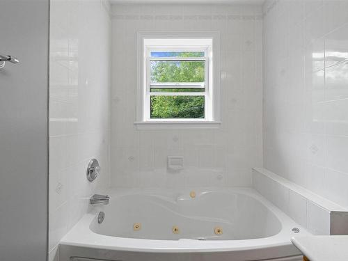 60 Blue Forest Lane, Hammonds Plains, NS 