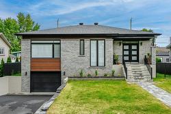 5716 Rue Parizeau  Brossard, QC J4W 1H7