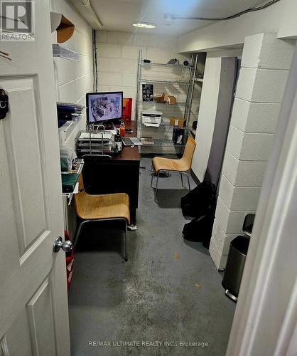 215 Lakeshore Road E, Mississauga, ON 