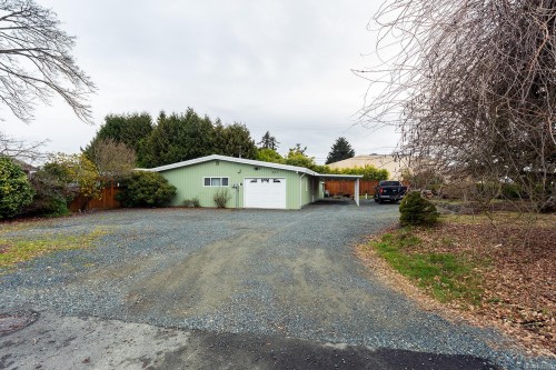 391 Bay Ave, Parksville, BC 