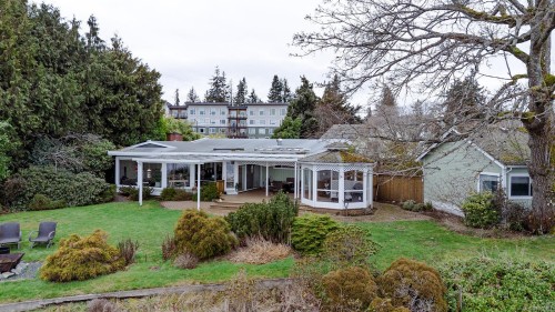 391 Bay Ave, Parksville, BC 
