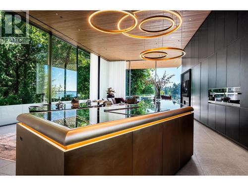 3478 Marine Drive, West Vancouver, BC - Indoor Photo Showing Other Room