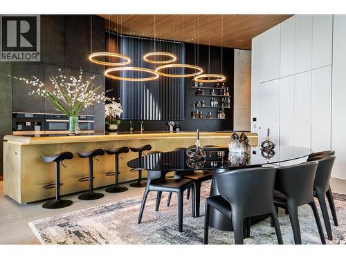 3478 Marine Drive, West Vancouver, BC - Indoor Photo Showing Dining Room