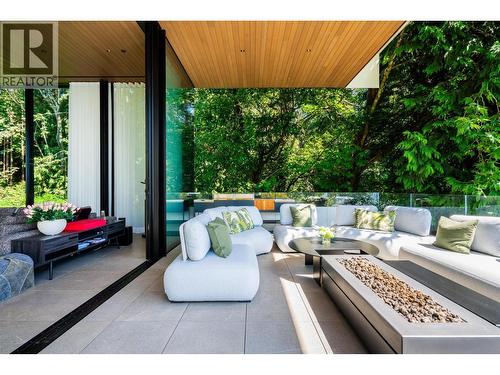 3478 Marine Drive, West Vancouver, BC - Outdoor With Deck Patio Veranda