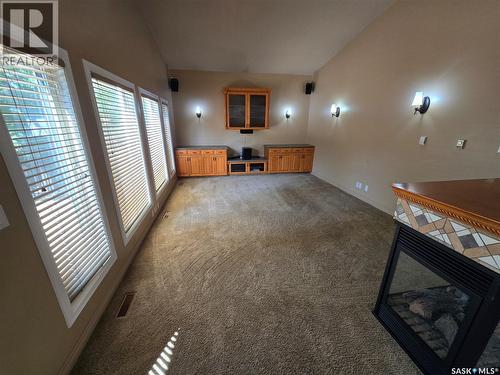 605 Elgin Street, Weyburn, SK - Indoor With Fireplace