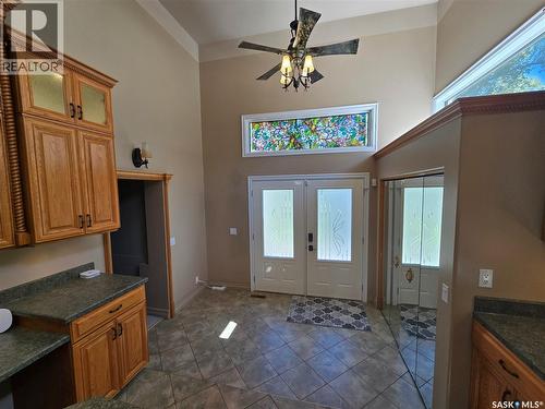 605 Elgin Street, Weyburn, SK - Indoor Photo Showing Other Room