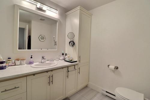 Salle de bains - 103A-2355 Rue Du Barachois, Québec (Les Rivières), QC - Indoor Photo Showing Bathroom