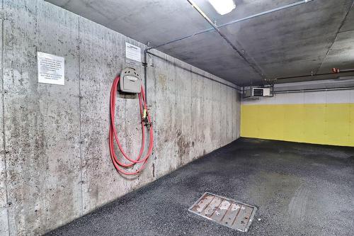 Stationnement - 103A-2355 Rue Du Barachois, Québec (Les Rivières), QC - Indoor Photo Showing Other Room