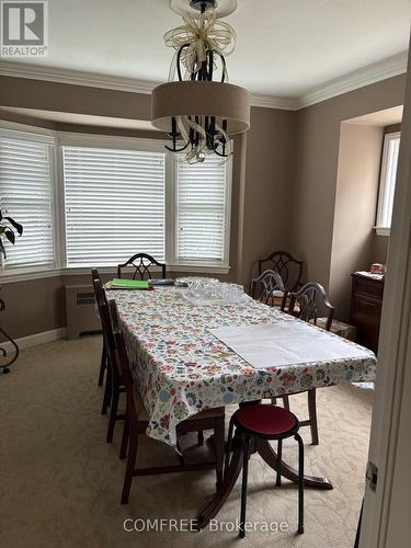 15 Laird Avenue N, Amherstburg, ON - Indoor Photo Showing Dining Room