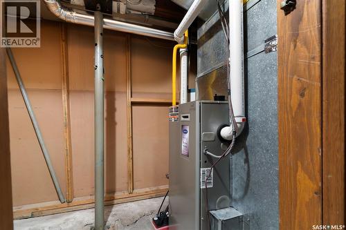 1927 Montreal Street, Regina, SK - Indoor