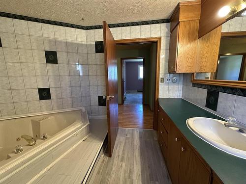 100 Centennial Drive, Schreiber, ON 