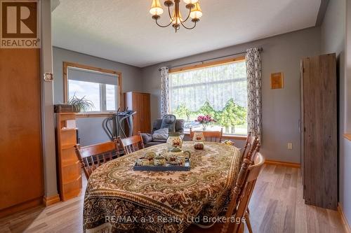 324500 Mount Elgin Road, South-West Oxford, ON - Indoor Photo Showing Dining Room