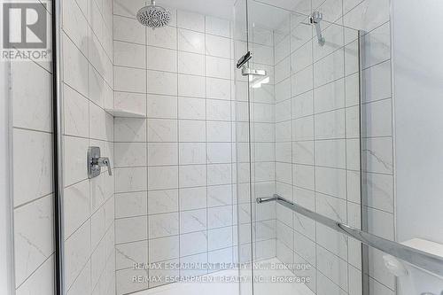 29 - 120 Court Drive, Brant, ON - Indoor Photo Showing Bathroom