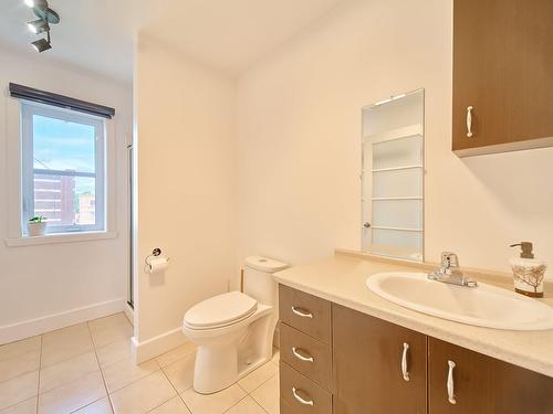 Salle de bains - 387 Rue Collard, Alma, QC - Indoor Photo Showing Bathroom