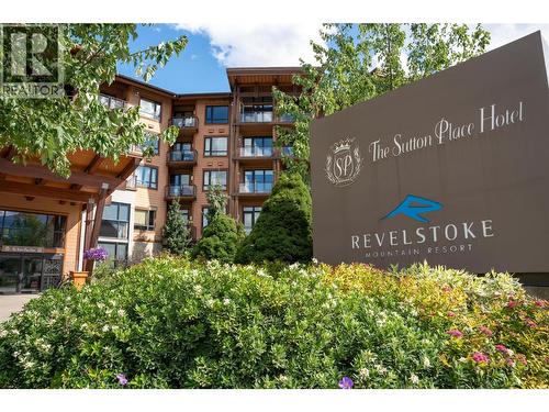 2950 Camozzi Road Unit# 1504  Revelstoke, BC V0E 2S1