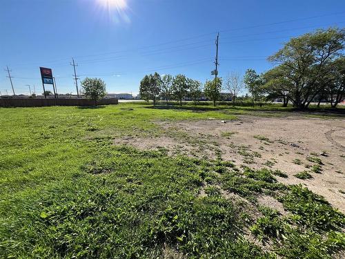 560 Traverse Road, Ste Anne, MB 