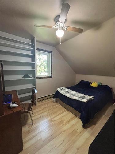 130 First Street, Baldur, MB - Indoor Photo Showing Bedroom