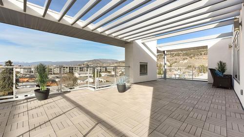 101-222 Lee Avenue, Penticton, BC - Outdoor With Deck Patio Veranda