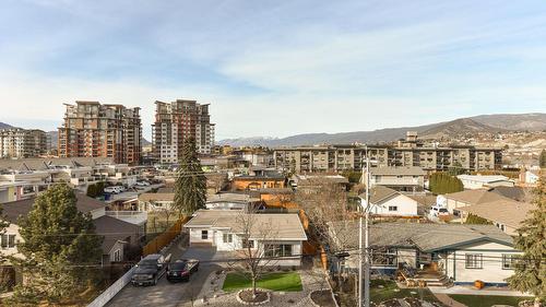 101-222 Lee Avenue, Penticton, BC - Outdoor With View