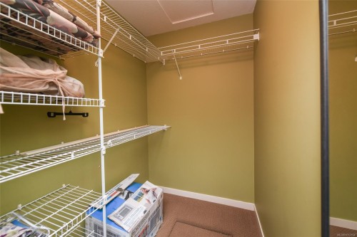 1-1050 8Th St, Courtenay, BC 