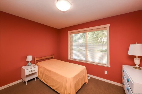 1-1050 8Th St, Courtenay, BC 