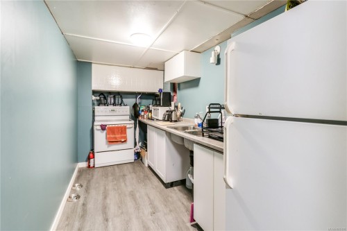 3480 Hammond Bay Rd, Nanaimo, BC 