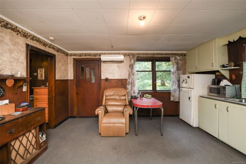 5835 Island Hwy North, Courtenay, BC 