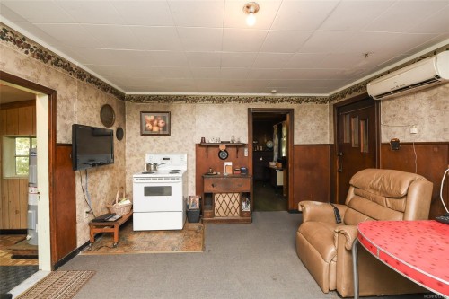 5835 Island Hwy North, Courtenay, BC 