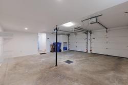 Garage - 