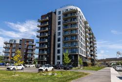 605-10 Av. Donegani  Pointe-Claire, QC H9R 0H2