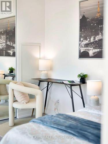 Unit 811 - 950 Portage Parkway, Vaughan, ON - Indoor