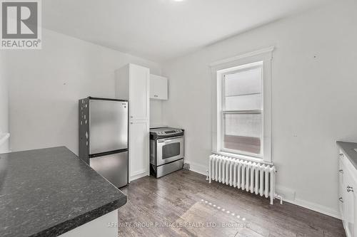 255 Kent Street W, Kawartha Lakes (Lindsay), ON - Indoor Photo Showing Kitchen