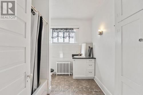 255 Kent Street W, Kawartha Lakes (Lindsay), ON - Indoor Photo Showing Other Room