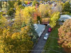 162 WELDRICK ROAD W  Richmond Hill, ON L4C 3V1
