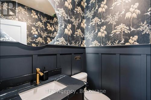 1,2,3 - 145 Kandahar Lane, Blue Mountains, ON - Indoor Photo Showing Bathroom