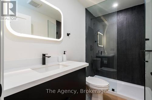 1,2,3 - 145 Kandahar Lane, Blue Mountains, ON - Indoor Photo Showing Bathroom