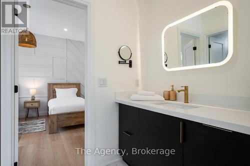 1,2,3 - 145 Kandahar Lane, Blue Mountains, ON - Indoor Photo Showing Bathroom