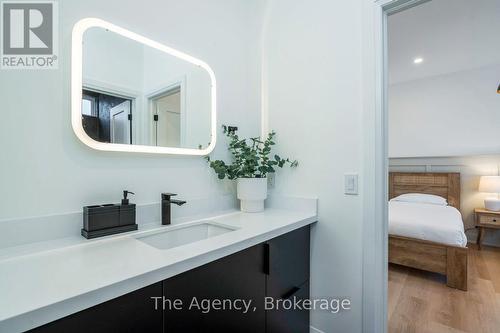 1,2,3 - 145 Kandahar Lane, Blue Mountains, ON - Indoor Photo Showing Bathroom