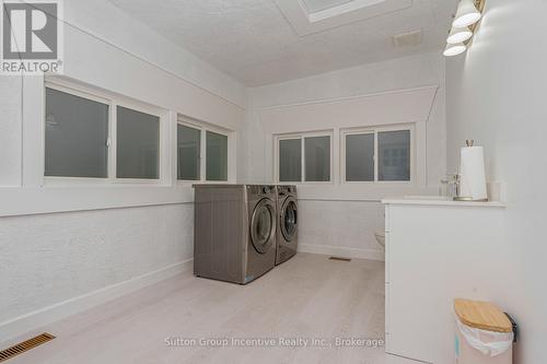78 Garafraxa Street, Chatsworth, ON - Indoor Photo Showing Laundry Room