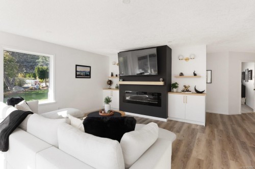 2545 Newman Rd, Central Saanich, BC 