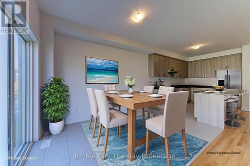 39 Lisa Street, Wasaga Beach, ON - Indoor Photo Showing Dining Room