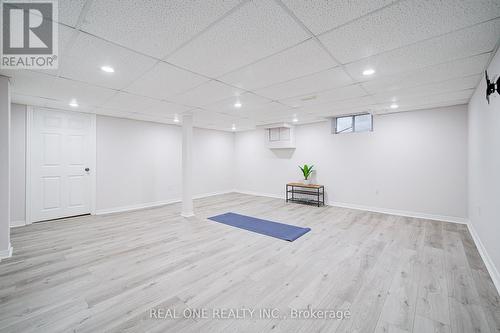 250 Belvenia Road, Burlington, ON - Indoor
