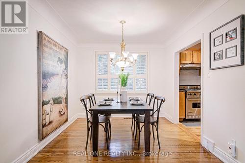250 Belvenia Road, Burlington, ON - Indoor Photo Showing Dining Room