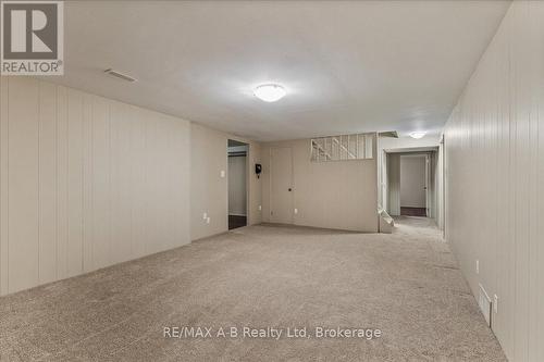 86 Windemere Crescent, Stratford, ON - Indoor