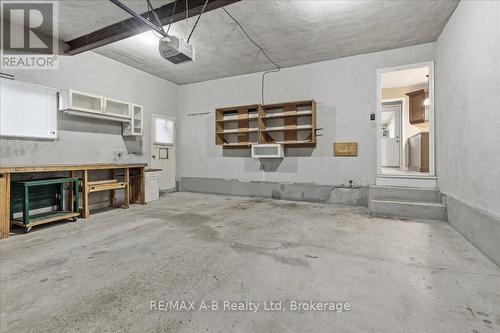 86 Windemere Crescent, Stratford, ON - Indoor Photo Showing Other Room