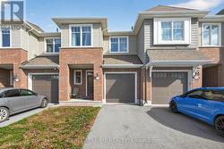 772 CEDAR CREEK DRIVE  Ottawa, ON K1T 0B2