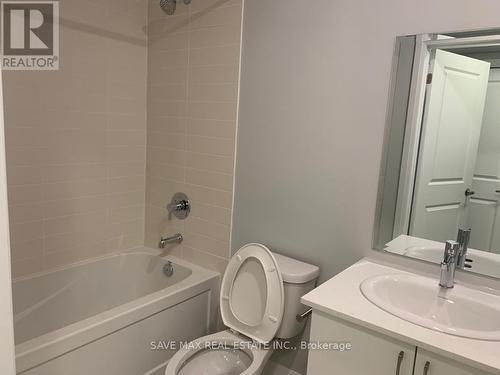 1145 Journeyman Lane, Mississauga, ON - Indoor Photo Showing Bathroom