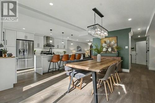 166 Westvale Drive, Waterloo, ON - Indoor Photo Showing Dining Room
