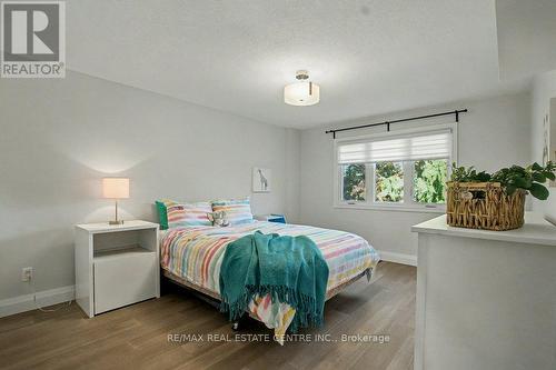 166 Westvale Drive, Waterloo, ON - Indoor Photo Showing Bedroom